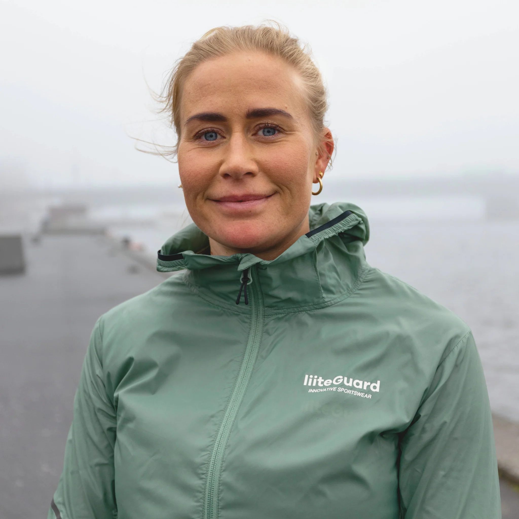 AERO-TECH WINDBREAKER (WOMEN) - Grey green - Image 8