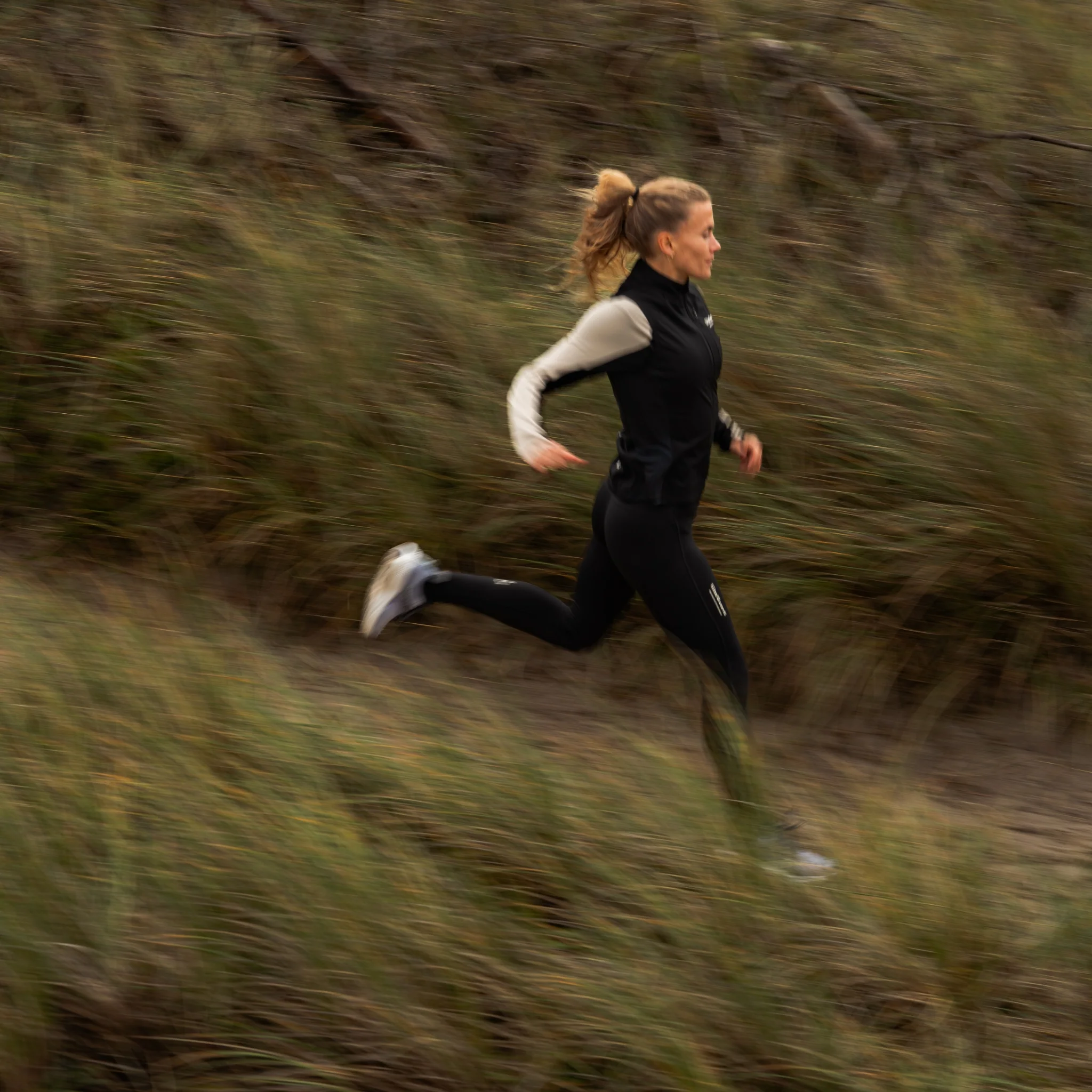 GLU-TECH LONG TIGHTS (WOMEN) - Image 8